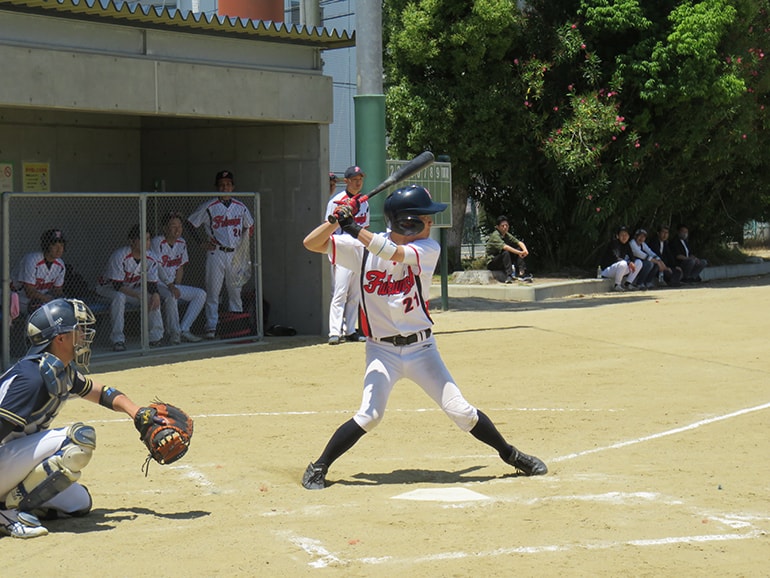 大阪府電設資材卸業協同組合の野球大会で福西電機が優勝！